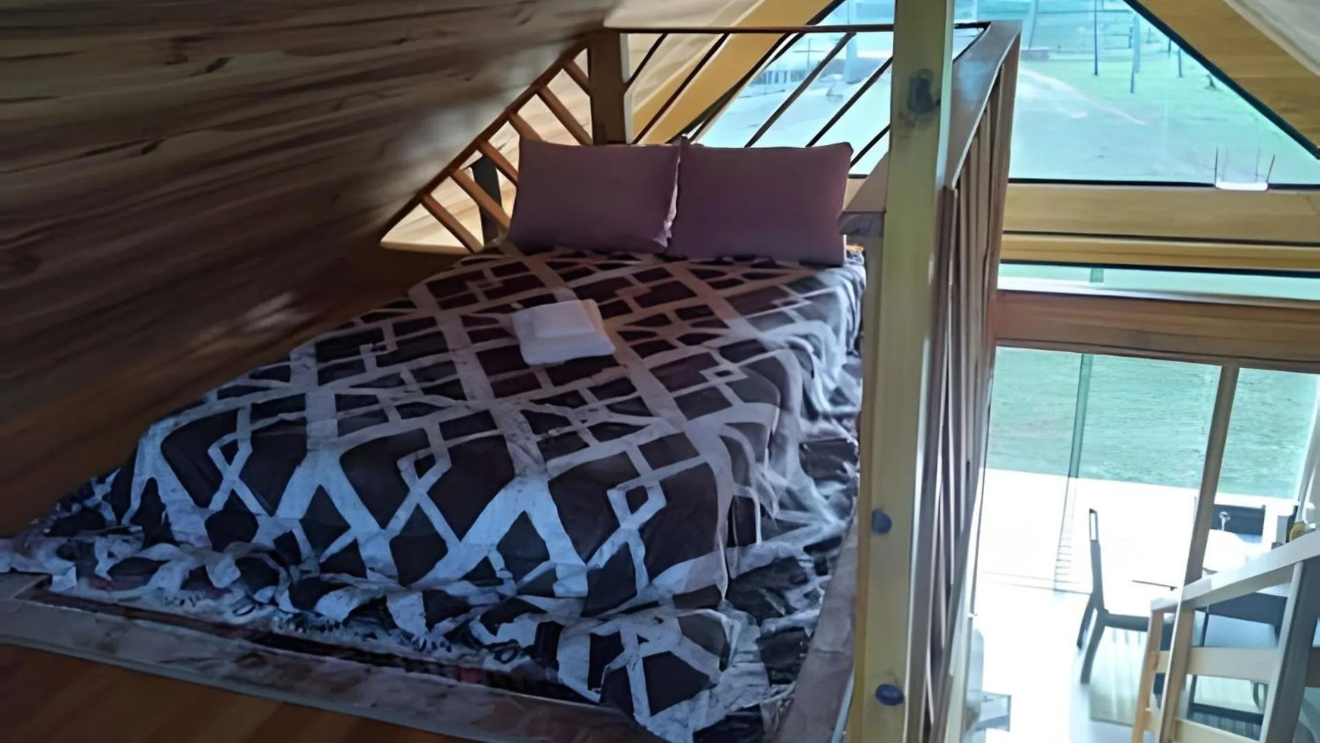 Cabana Pequeno Bosque Com Deck E Vista P/ O Rio São Joaquim 0*,  Brasil