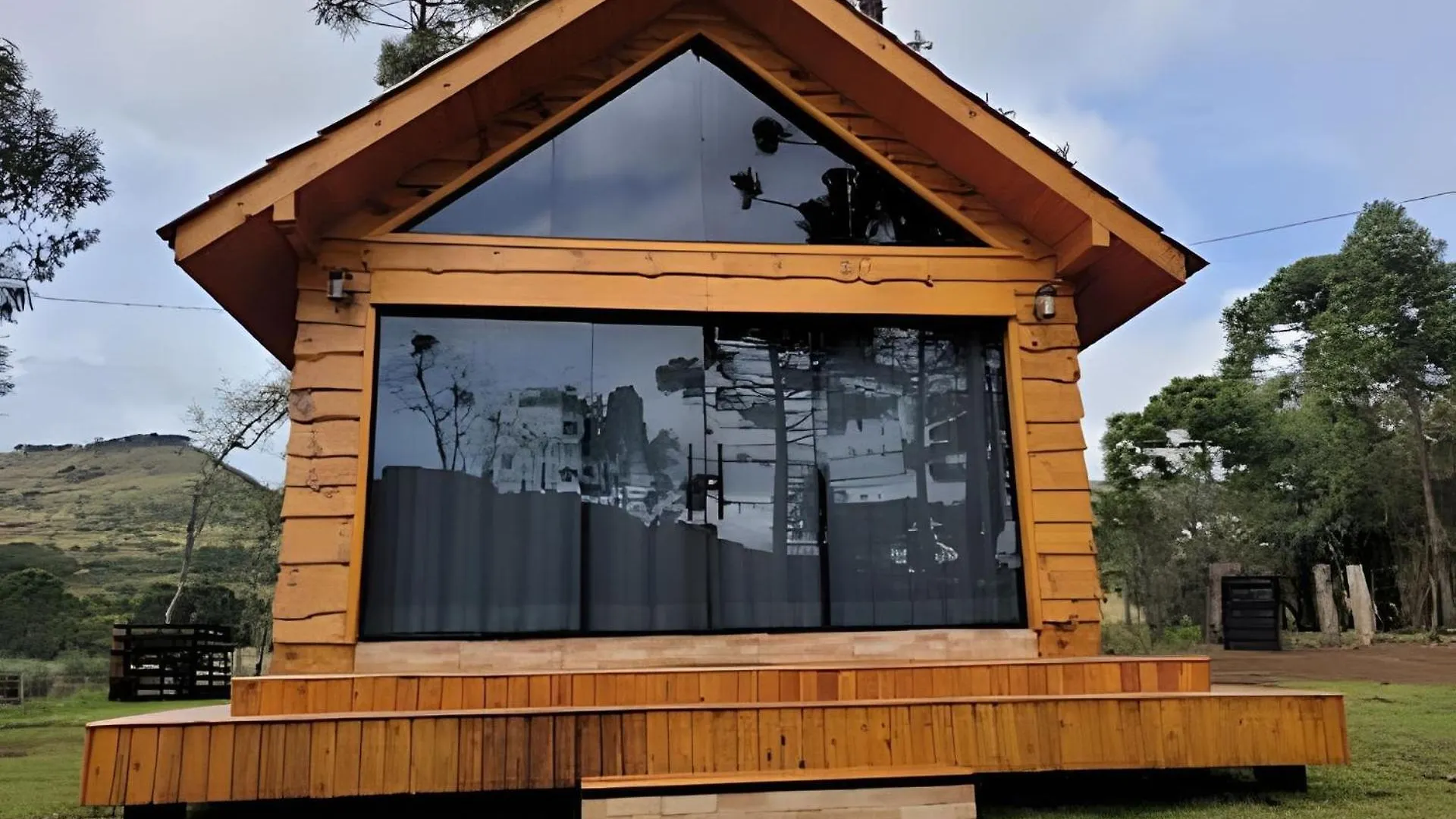 Cabana Pequeno Bosque Com Deck E Vista P/ O Rio São Joaquim